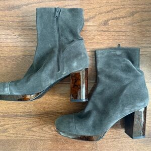 Free People Gray Suede Ankle Boots with Tortoise Shell Heel Size 9